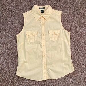 Eddie Bauer Sleeveless Button Down Top
